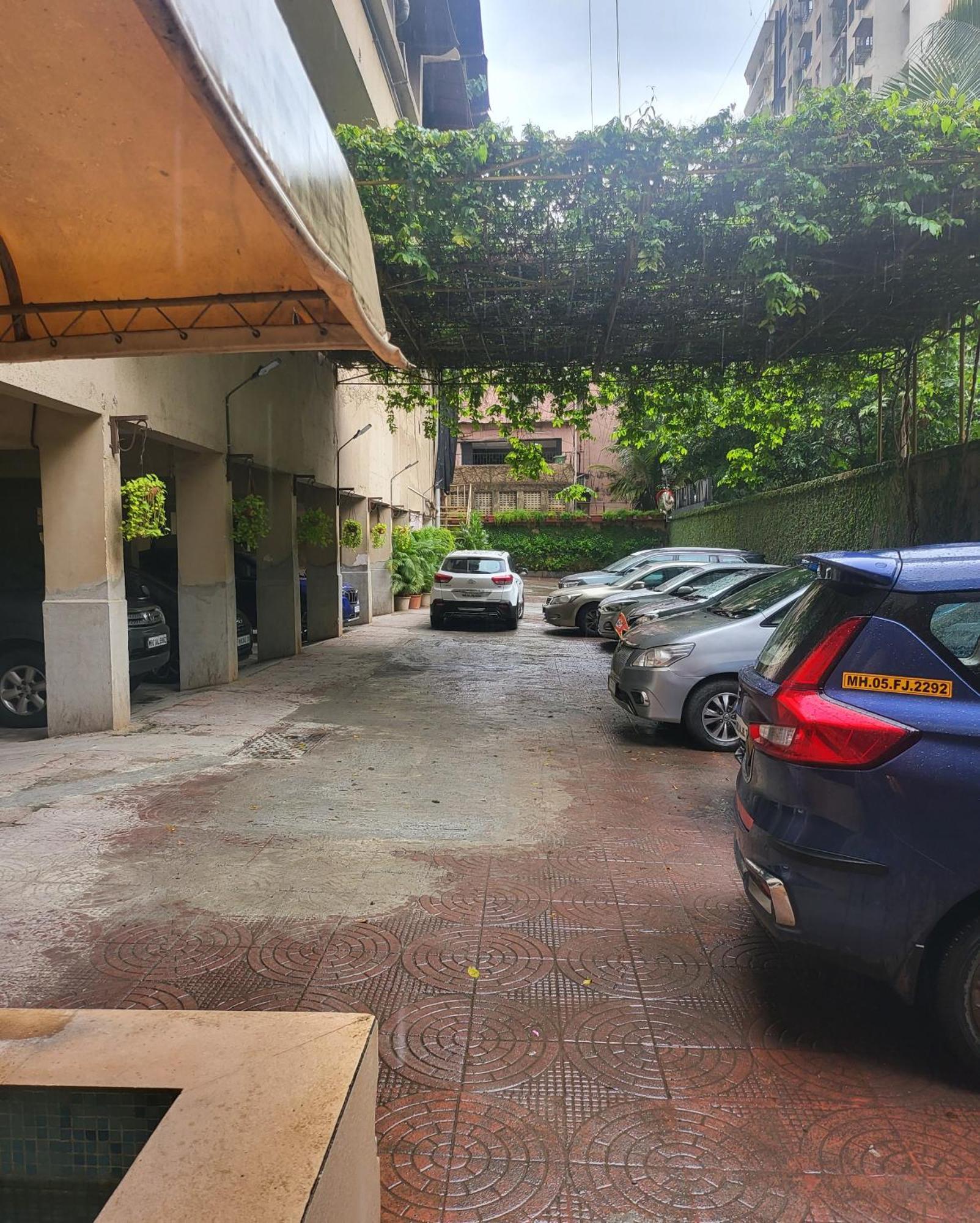 Hotel Maharana Inn Chembur Mumbai  Buitenkant foto