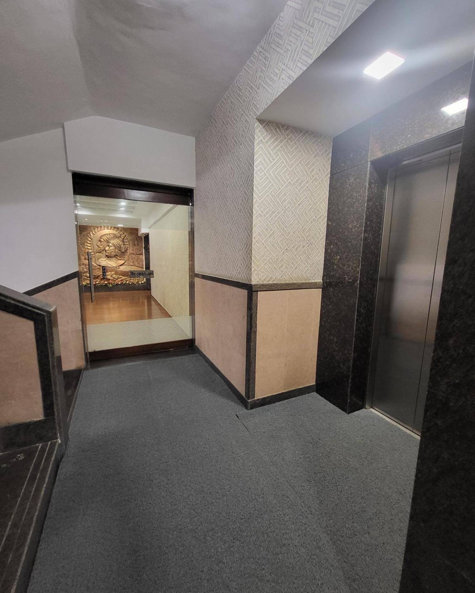 Hotel Maharana Inn Chembur Mumbai  Buitenkant foto