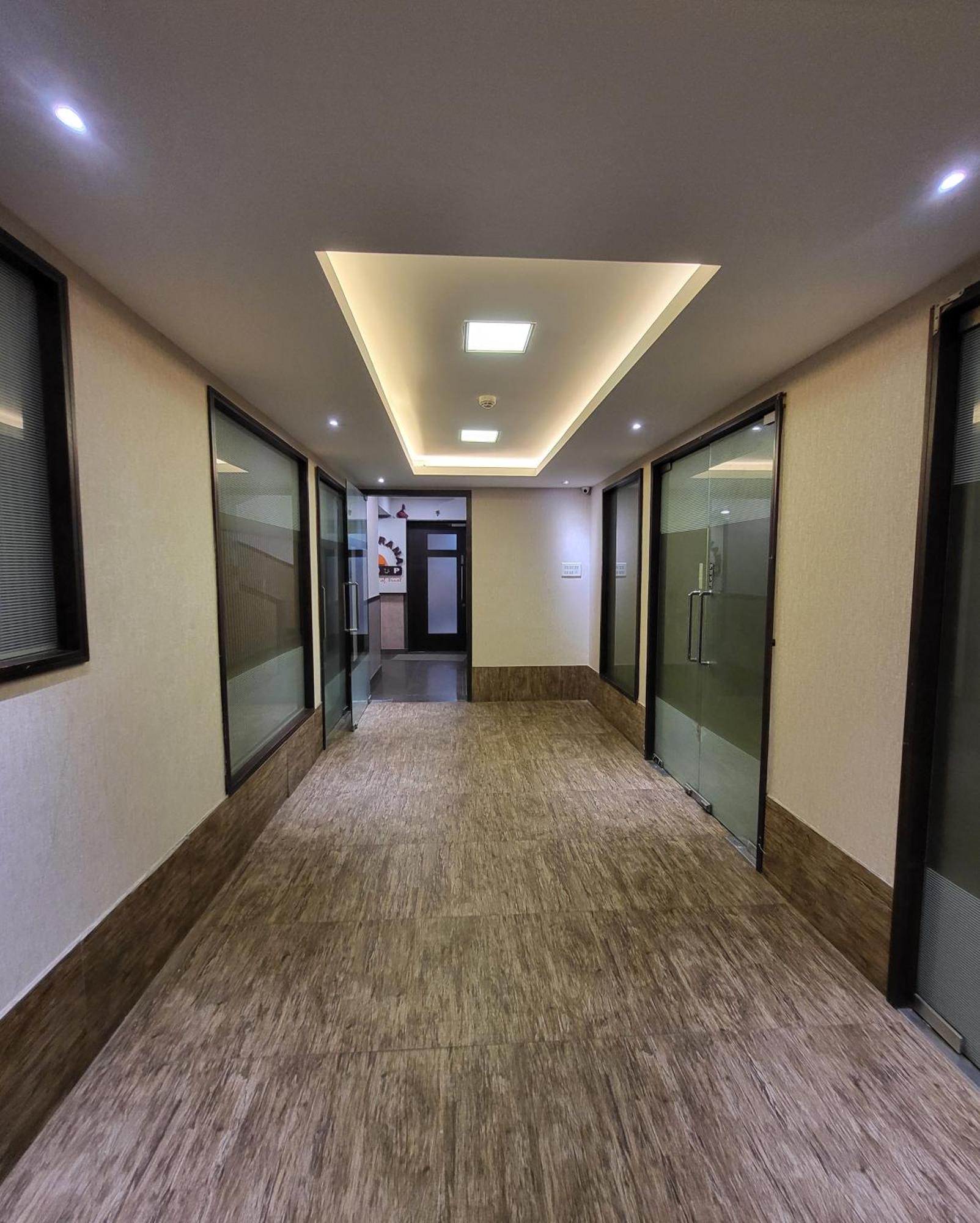 Hotel Maharana Inn Chembur Mumbai  Buitenkant foto