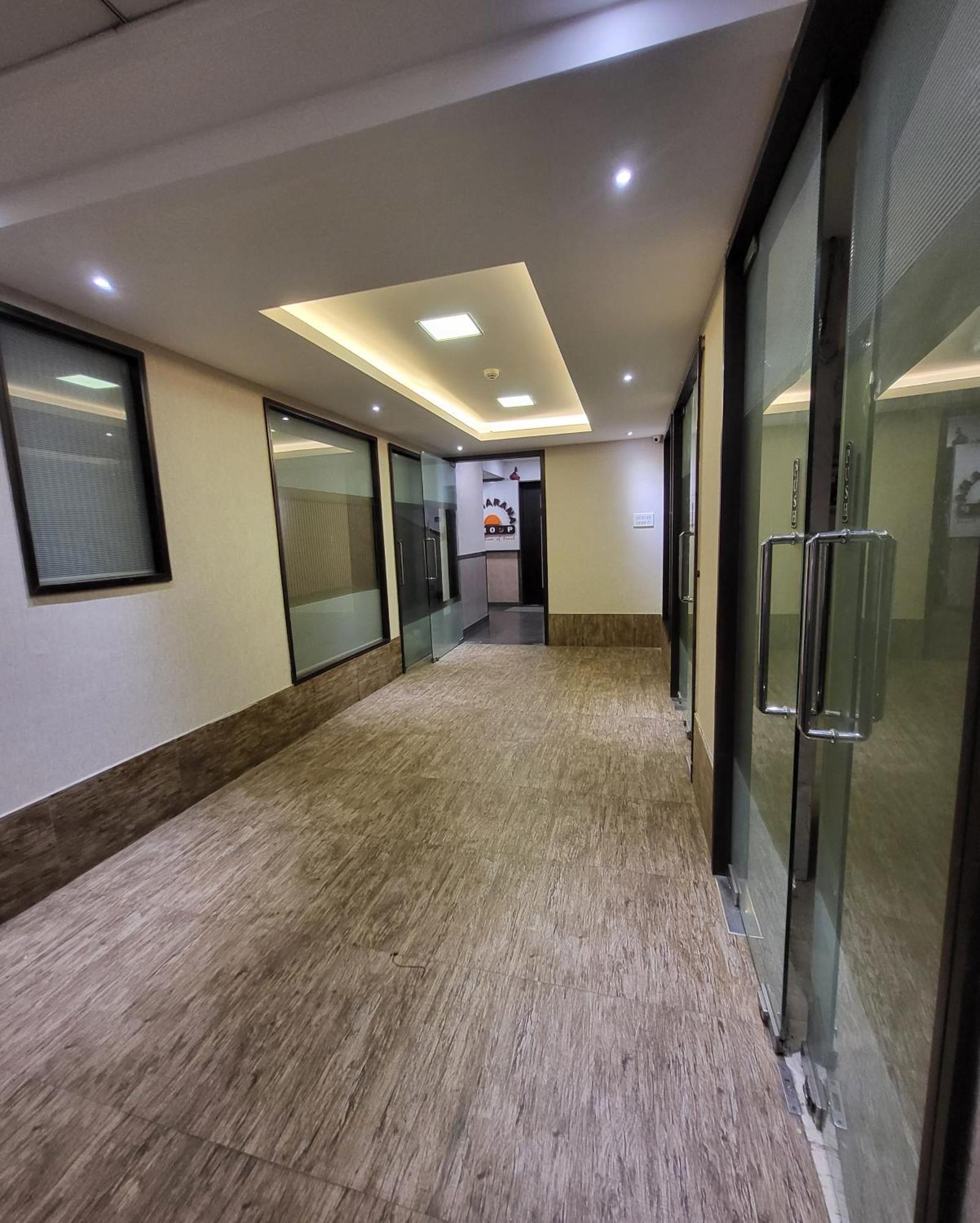 Hotel Maharana Inn Chembur Mumbai  Buitenkant foto